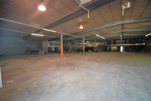 864 West St, Watertown, WI 53094
